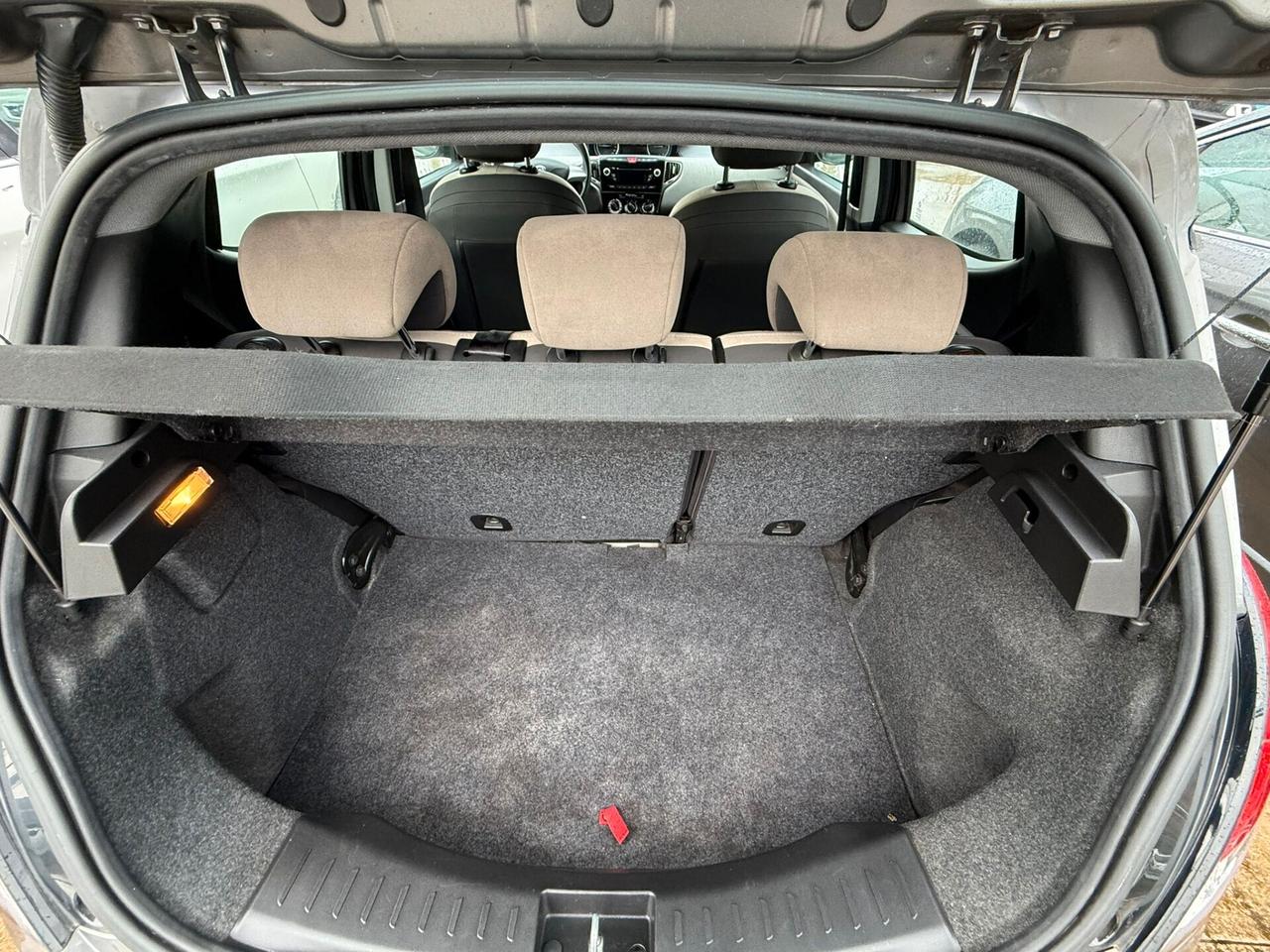 Lancia Ypsilon 1.2 BENZINA 5P UNICO-PROPR