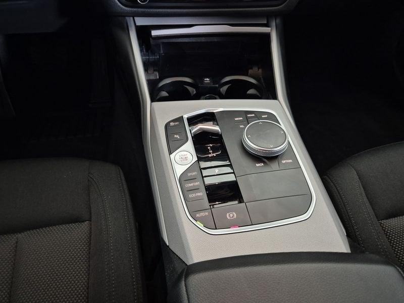 BMW Serie 3 G21 2022 Touring 320d Touring mhev 48V xdrive auto