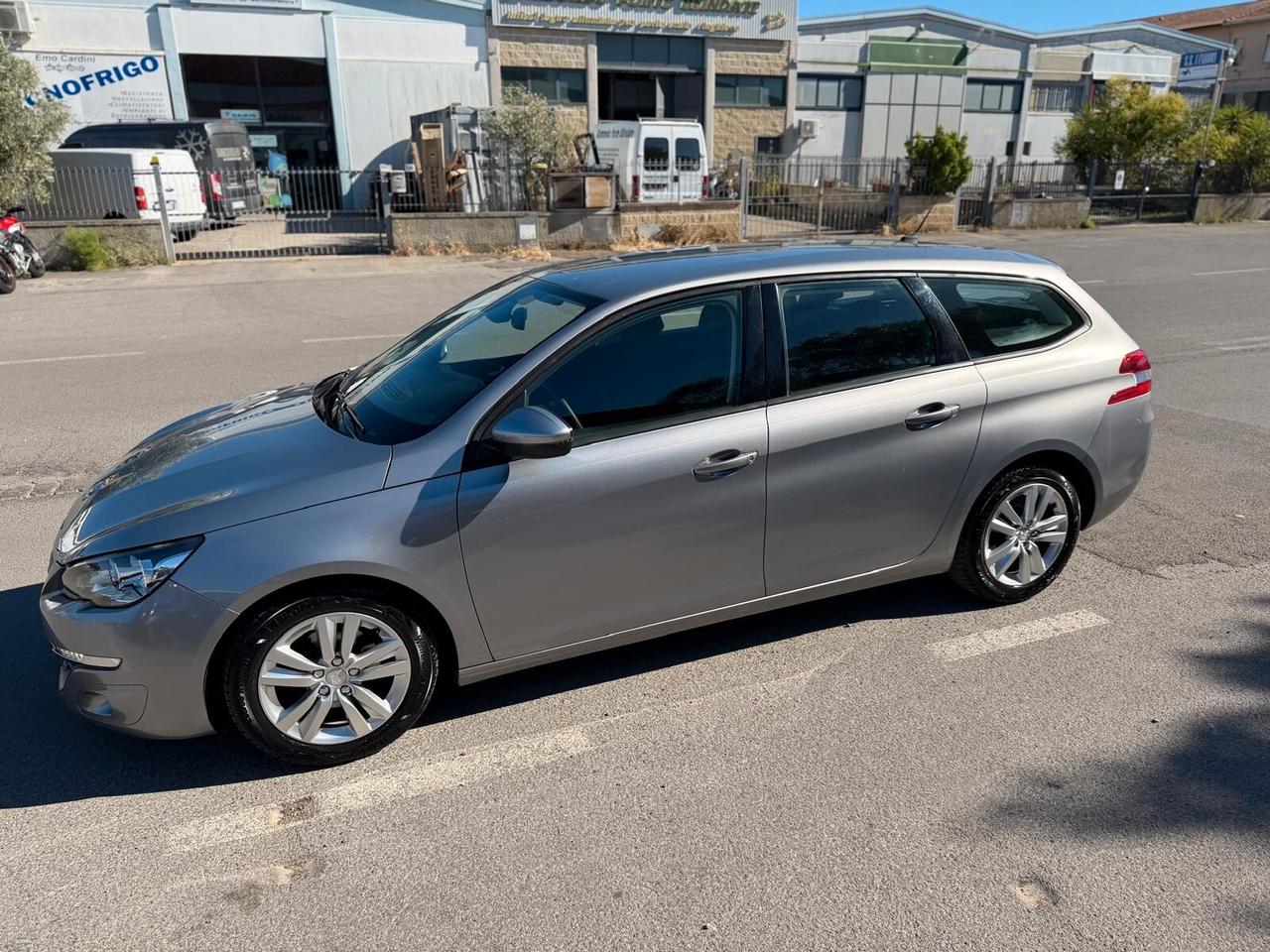 Peugeot 308 BlueHDi 100 S&S SW Business