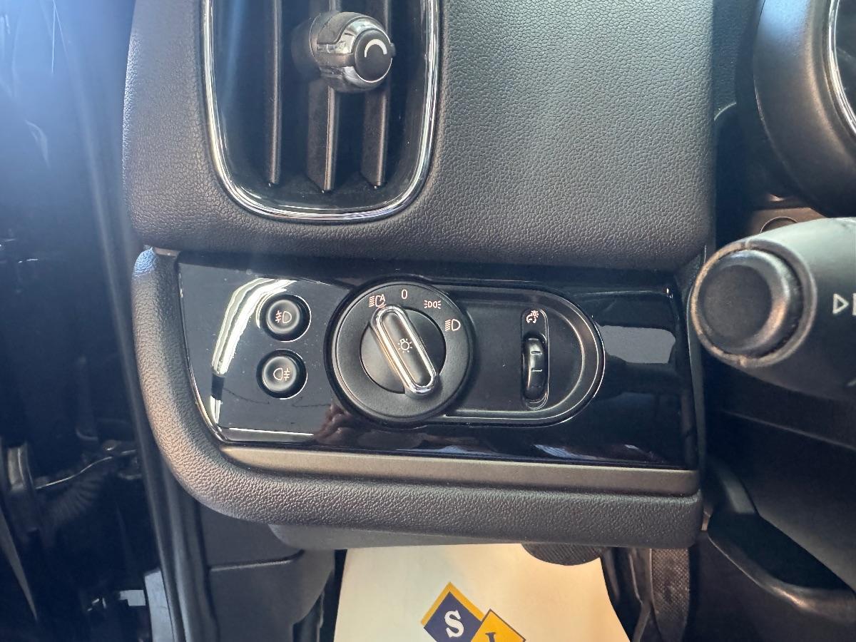 MINI COUNTRYMAN Cooper D Hype aut. TETTO/ NAVI/ LED