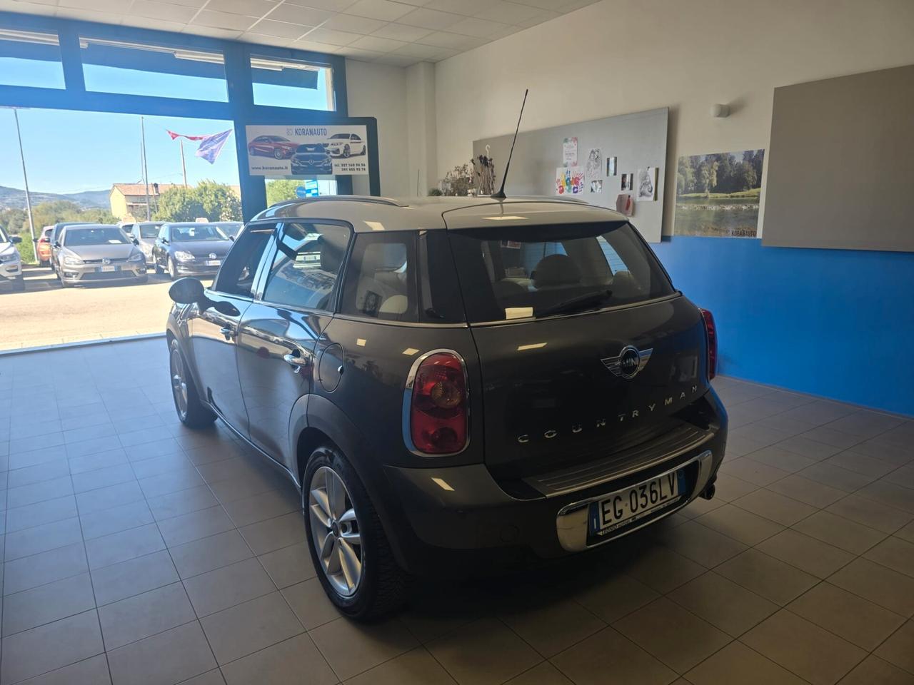 Mini One Countryman 2.0 Cooper D ALL4 Automatica