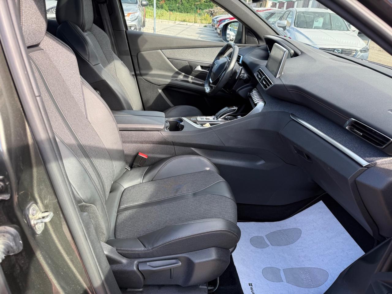 Peugeot 3008 BlueHDi 130 S&S EAT8 GT Line