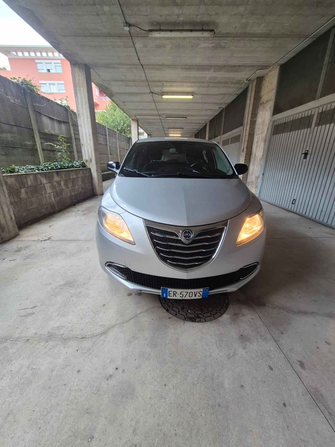 YPSILON BENZINA/METANO ECOCHIC GOLD