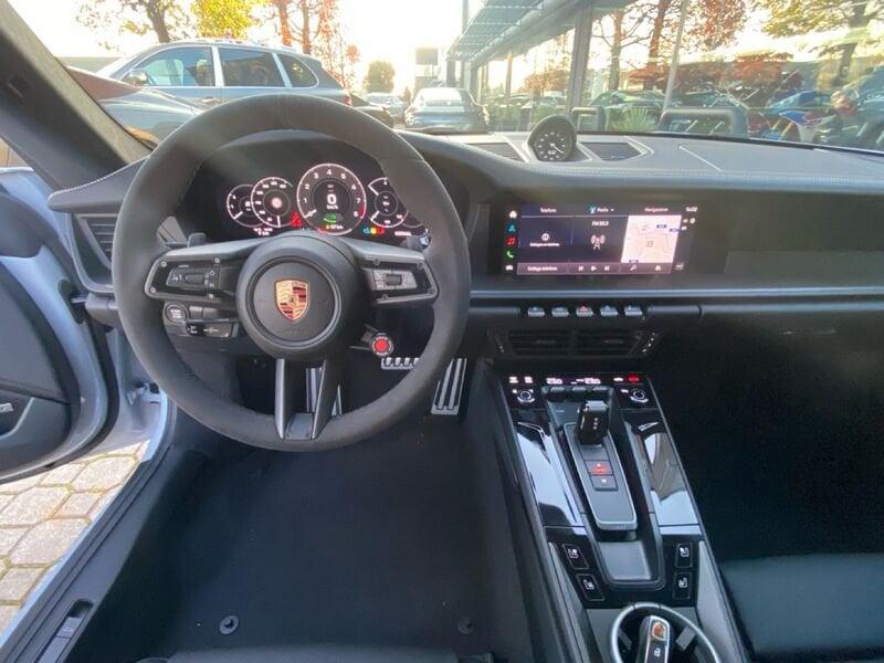 Porsche 911 911 Carrera 4 GTS 541 CV (992.2)