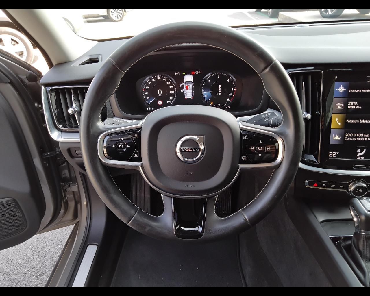 VOLVO V60 II 2019 - V60 2.0 d3 Business Plus geartronic my20