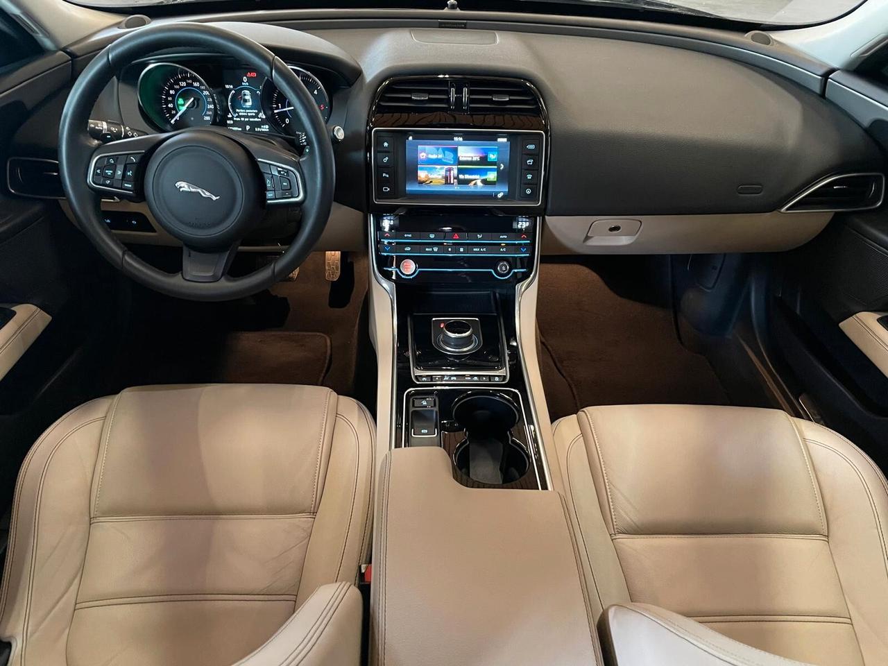 Jaguar XF 2.0 D E-Performance aut. Prestige