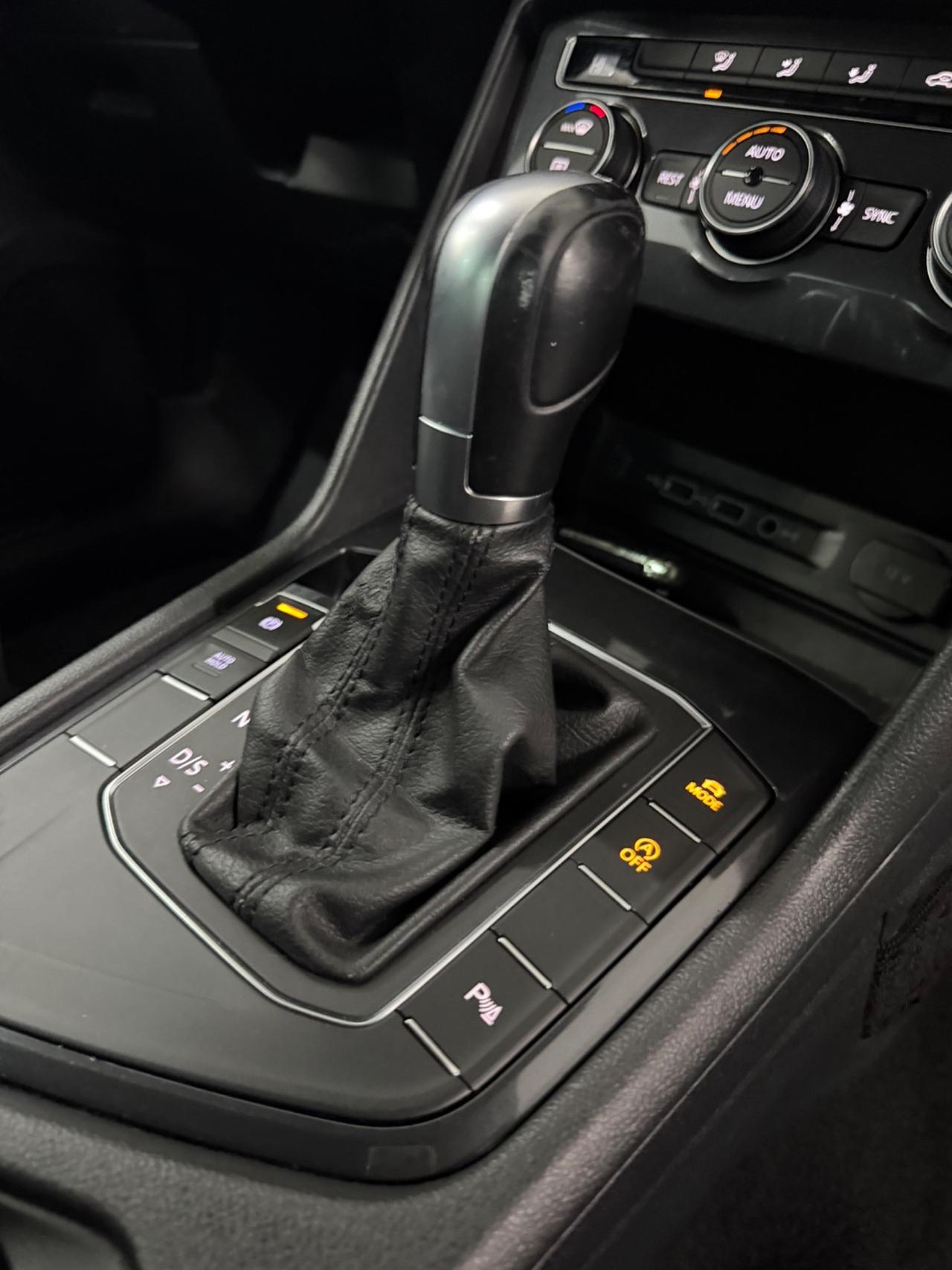 VW Tiguan 2.0 150 CV DSG R-Line FINANZIABILE