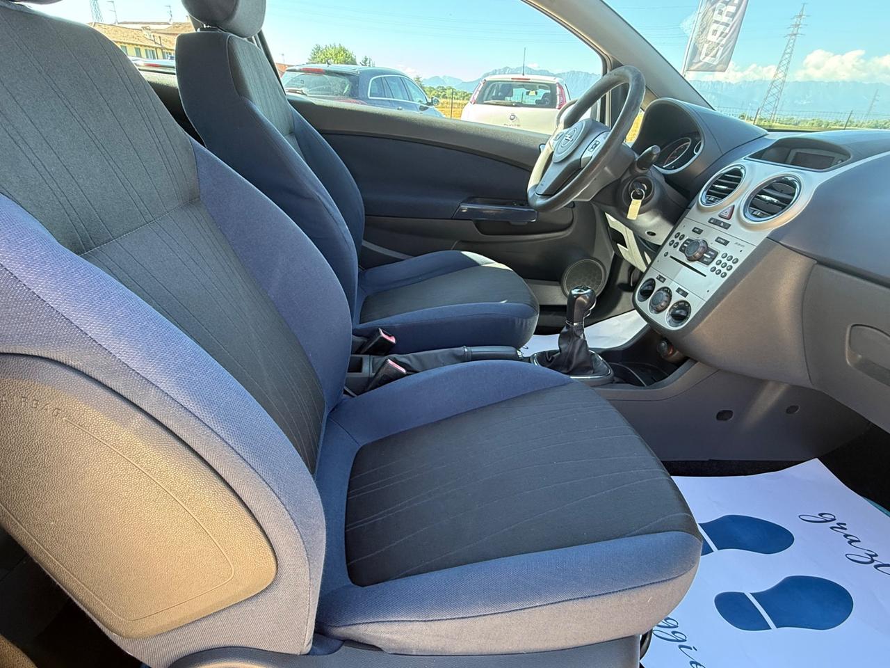 Opel Corsa 1.2 3 porte Enjoy