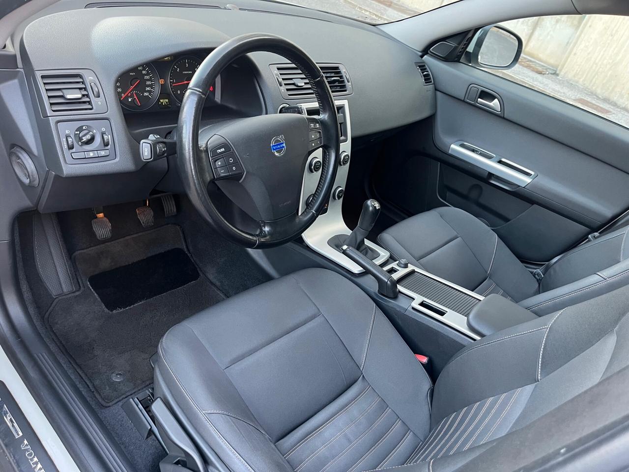 Volvo V50 D2 POLAR PLUS