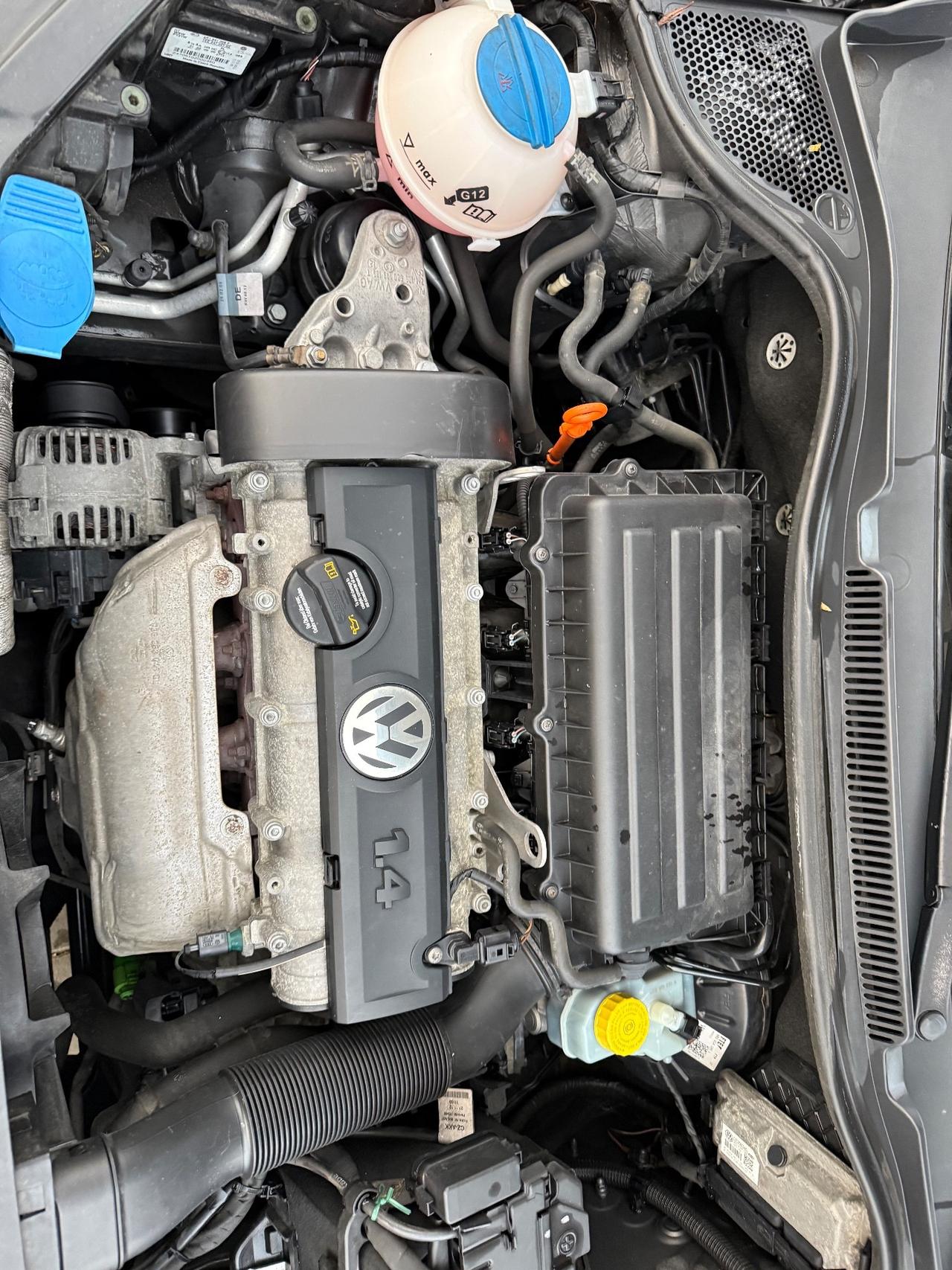 Volkswagen Polo 1.4 86CV DSG NEOPATENTATI