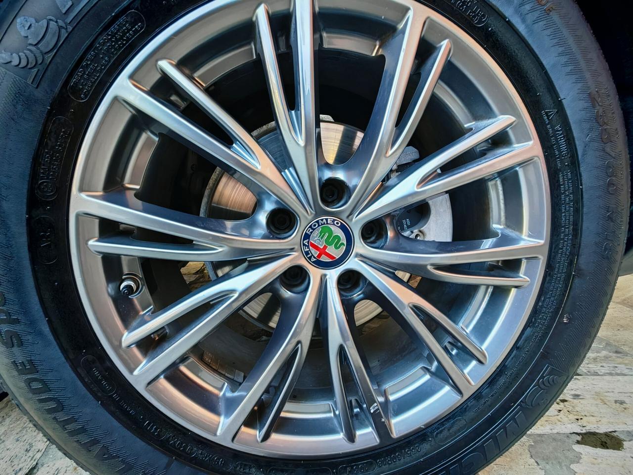 Alfa Romeo Stelvio 2.2 Turbodiesel 160 CV AT8 RWD Business