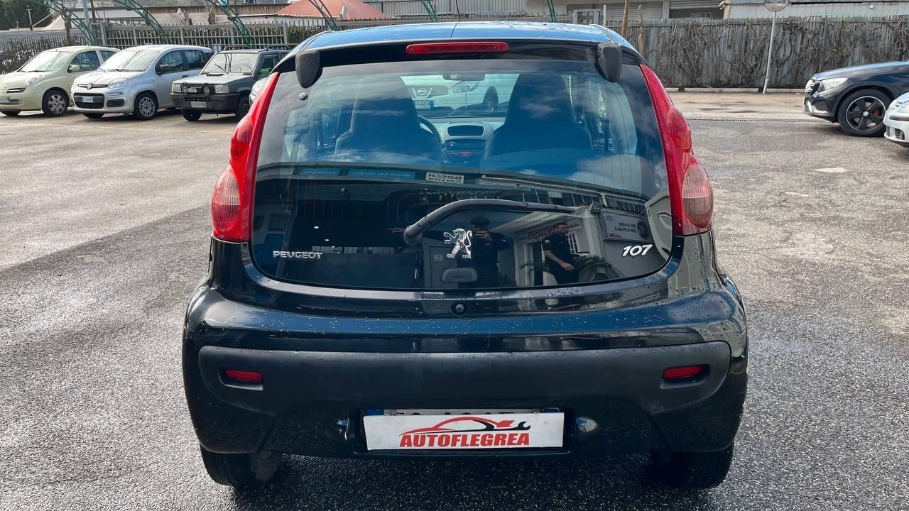 Peugeot 107 1.0 68CV 3p. Desir