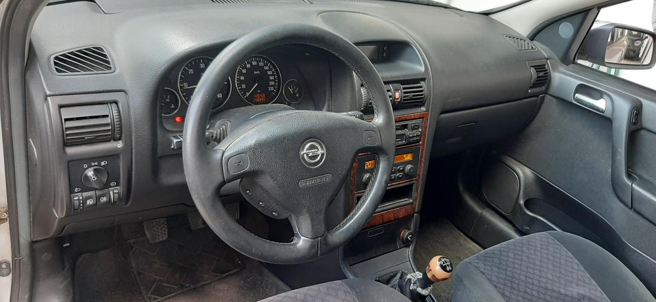 Opel Astra 1.7 16V DTI cat Station Wagon Elegance