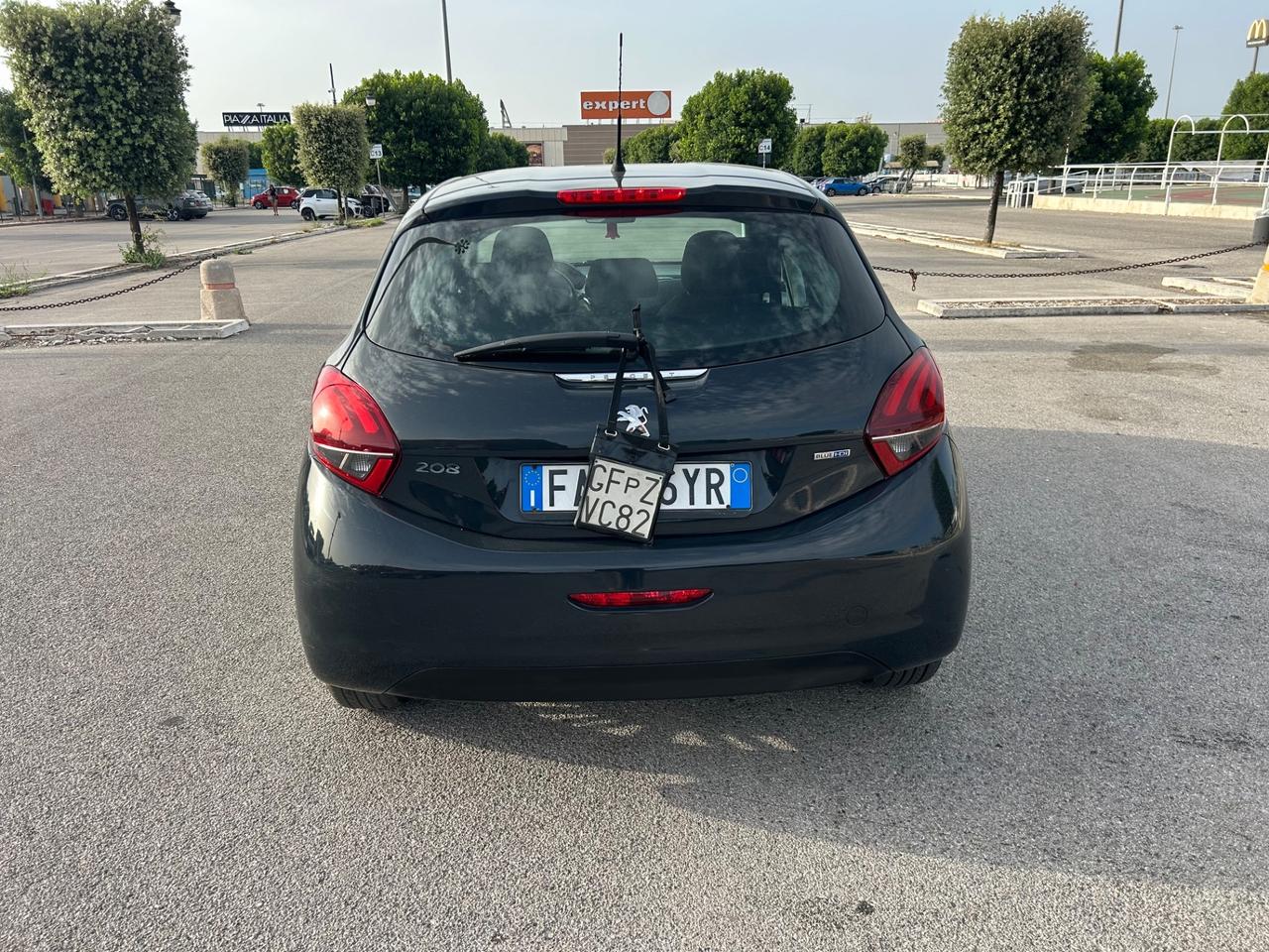 Peugeot 208 BlueHDi 75 5 porte Allure