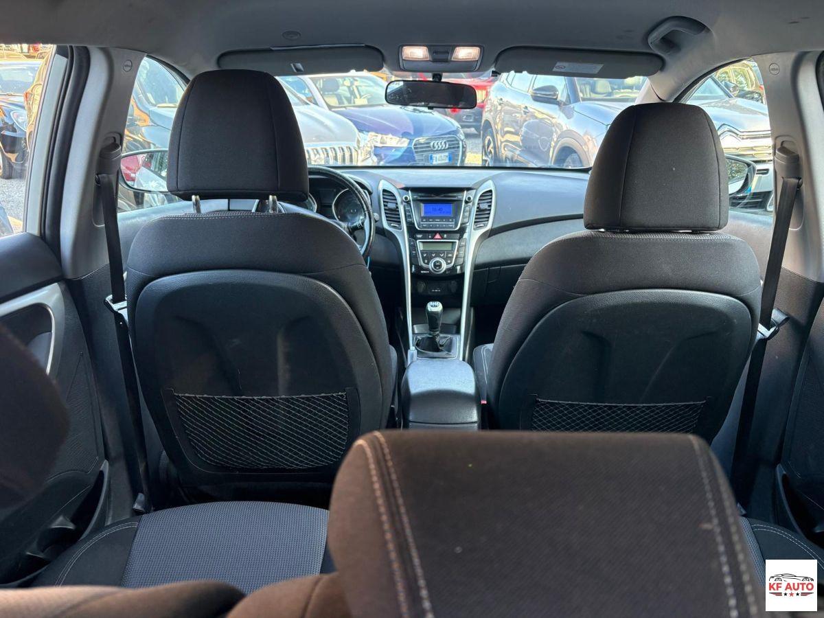 HYUNDAI - i30 - 1.6 CRDi 5p. Classic