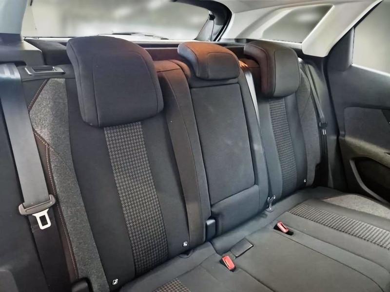 PEUGEOT 3008 BlueHDI 130 EAT8 S/S Business