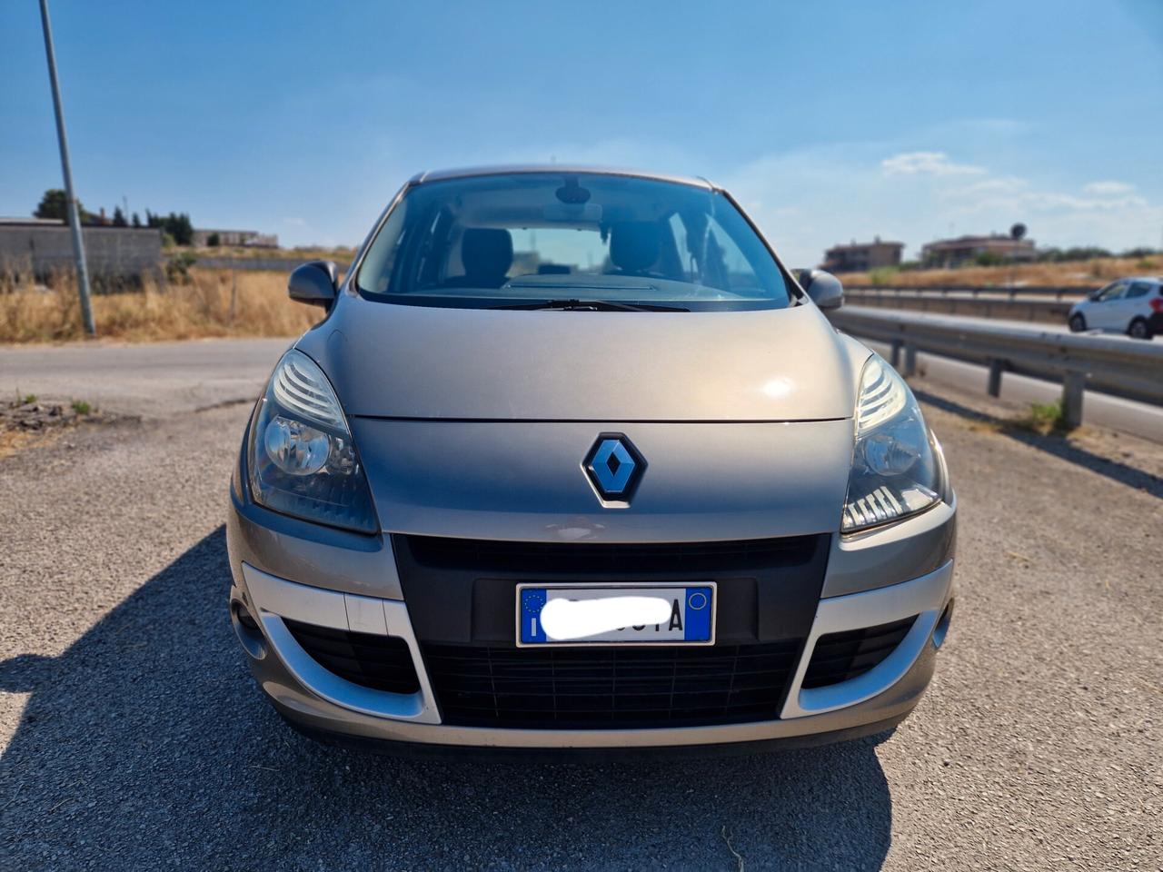 Renault Scenic Scénic X-Mod 1.5 dCi 110CV Luxe