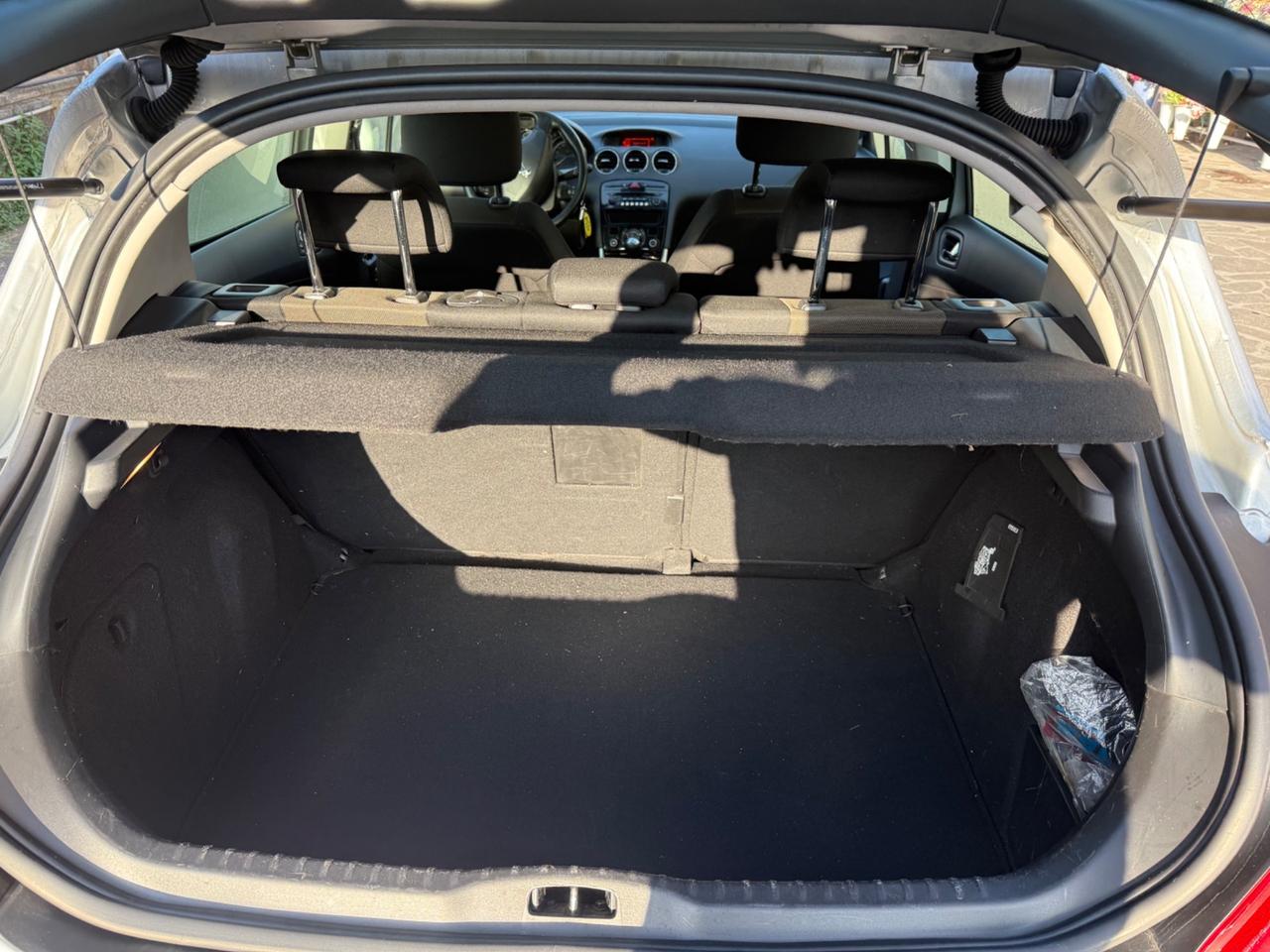 Peugeot 308 1.6 8V HDi 93CV 5p. Access