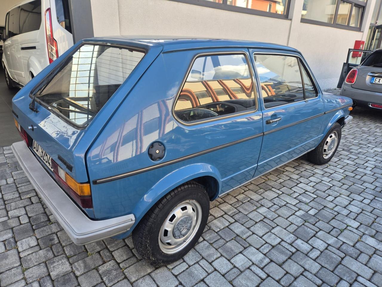 Volkswagen Golf MK1 1600 diesel 2 POSTI - AUTOCARRO