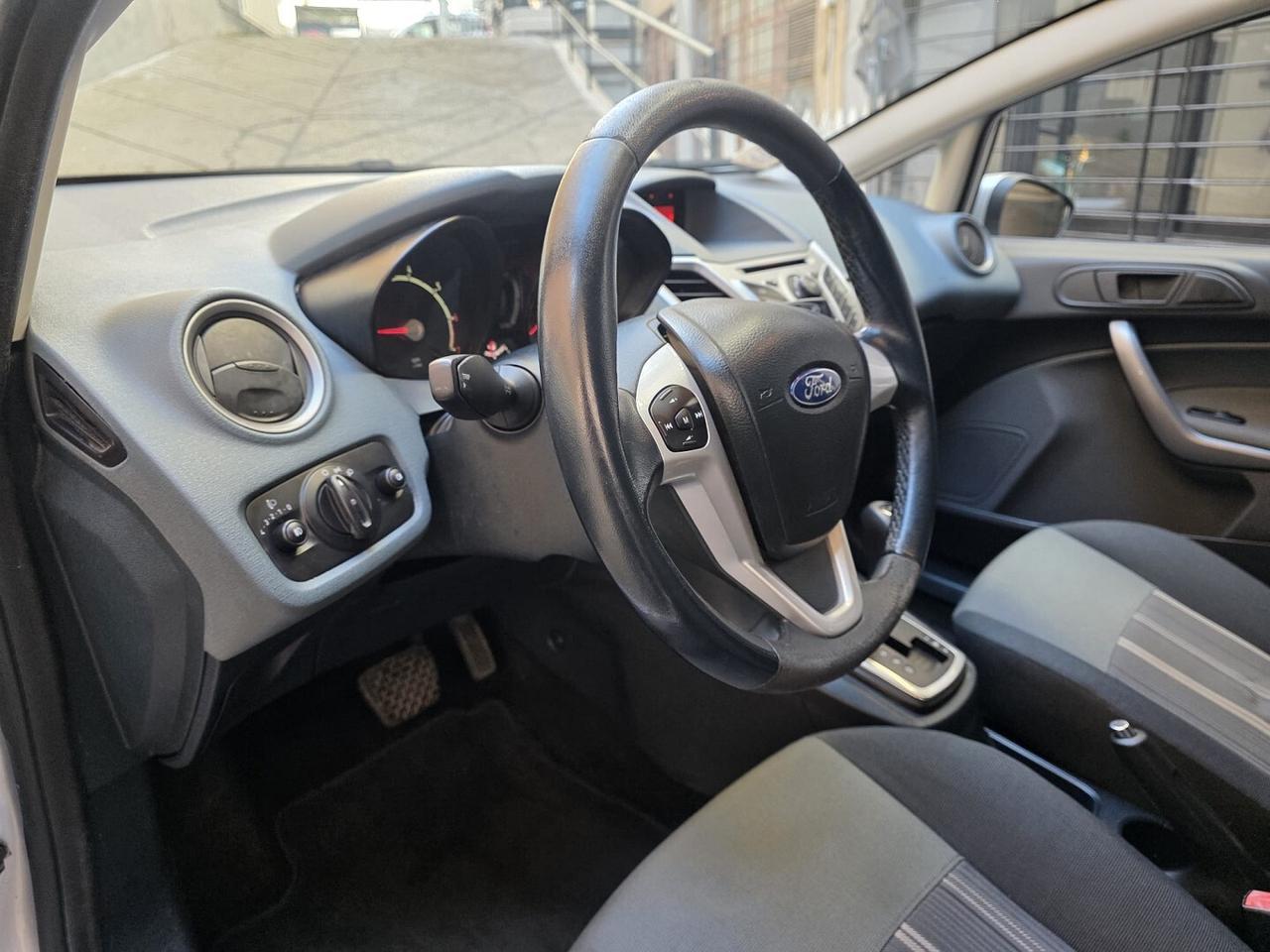 FORD FIESTA AUTOMATICA - PROMO