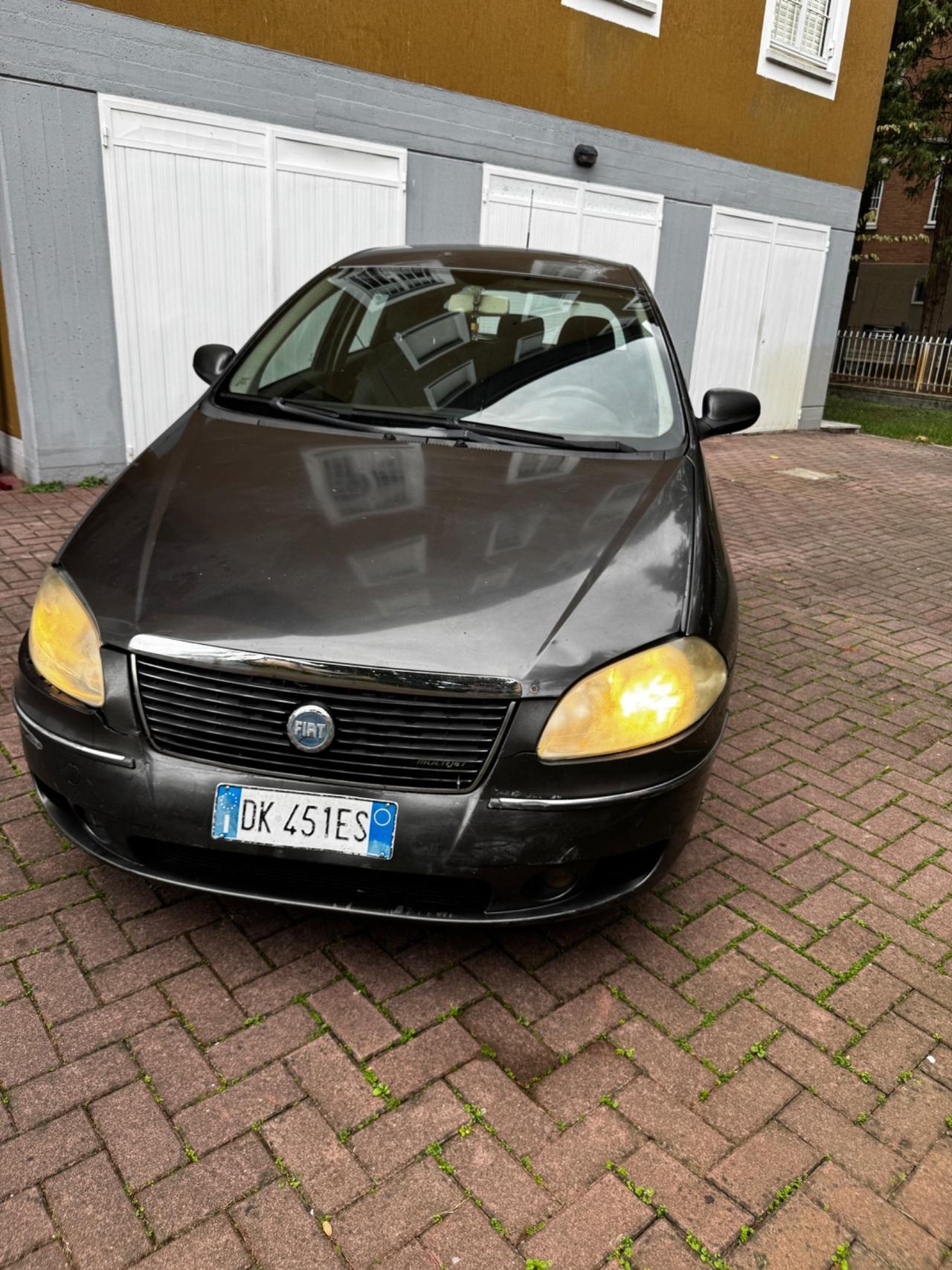 Fiat Croma 1.9 Multijet Emotion