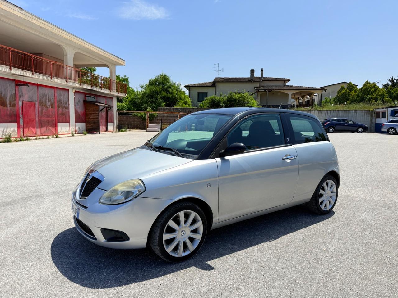 Lancia Ypsilon 1.2 Oro