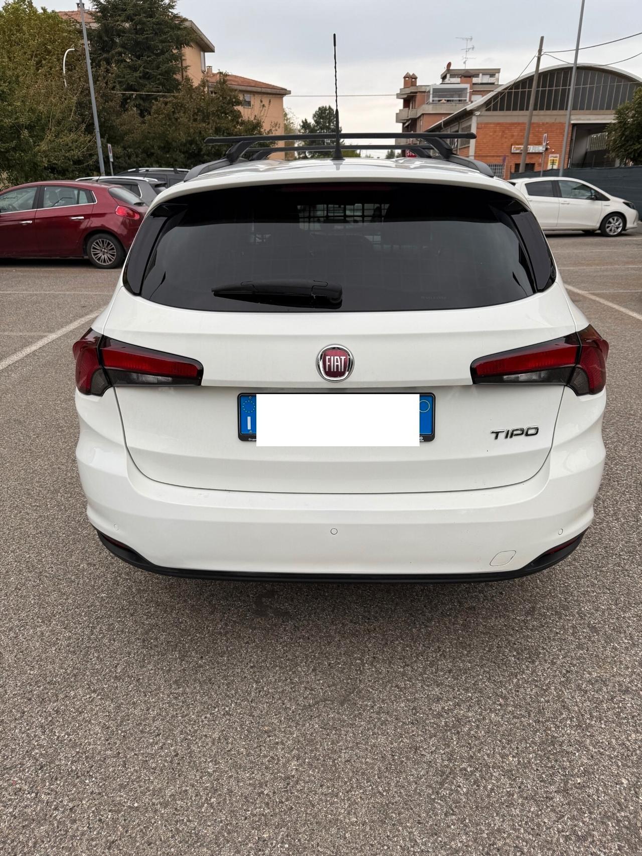 Fiat Tipo SW 1.6 MJT -AUTOCARRO - 12 MESI DI GARANZIA -