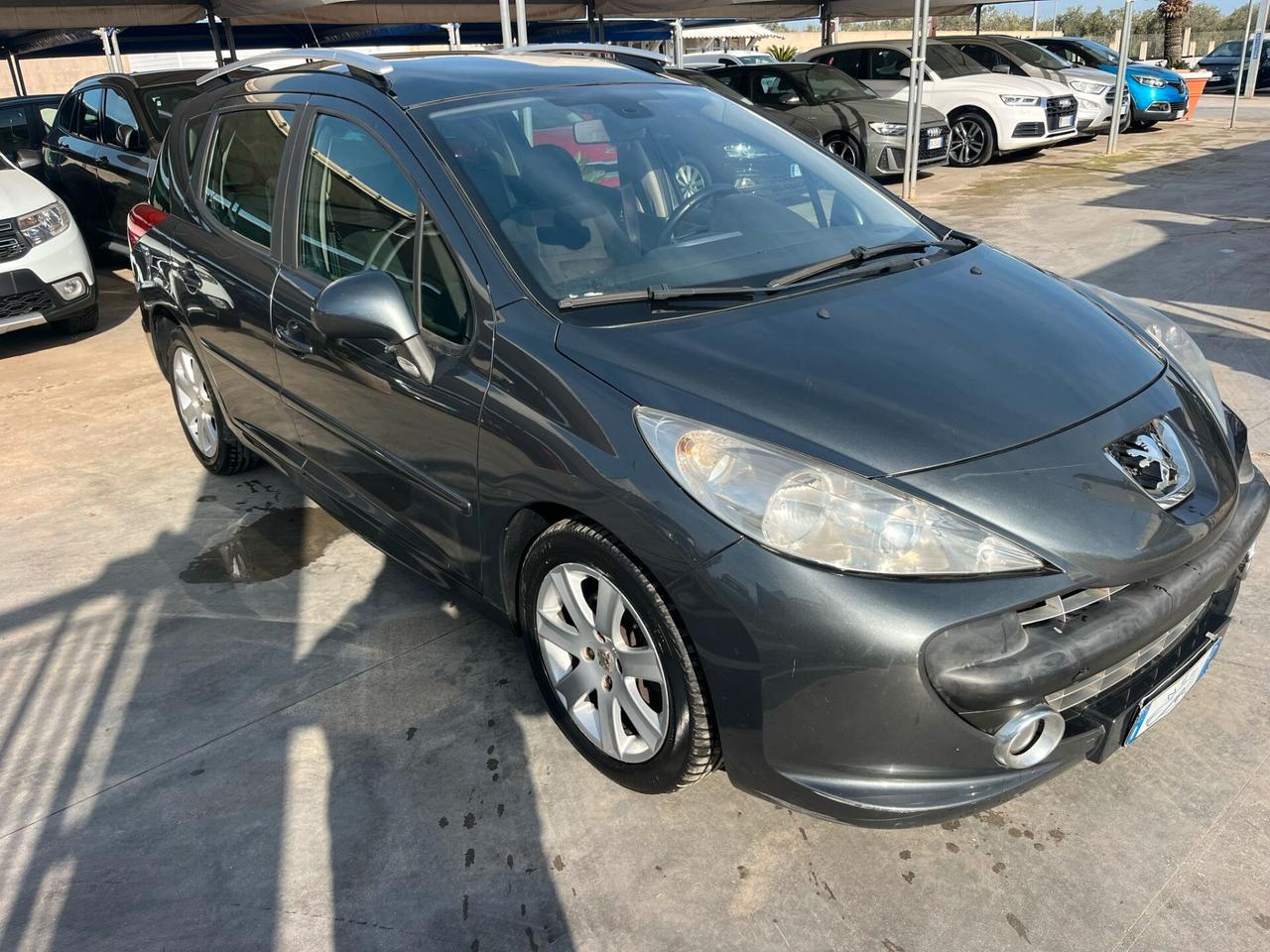 Peugeot 207 1.6 HDi 90CV 5p. XT