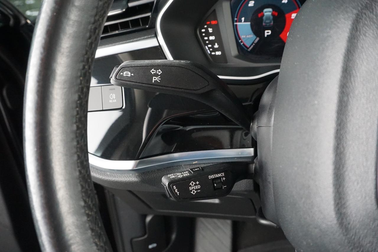 Audi Q3 35 TDI S tronic Business Advanced