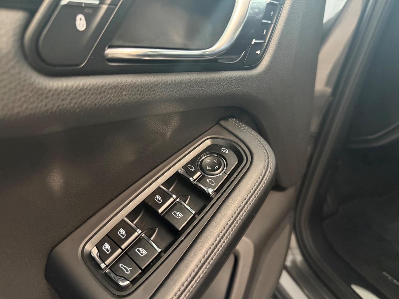 Porsche Macan 2.0 252cv Unico Proprietario