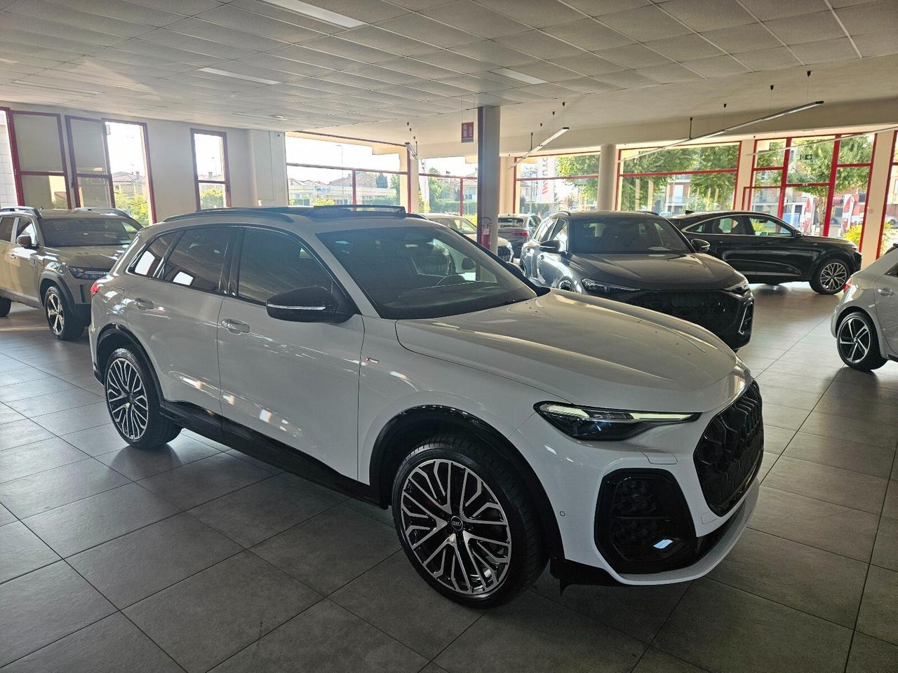 Audi Q5 SUV 2.0 TDI 204CV mHEV+ S-Tronic Quattro S-Line Edition