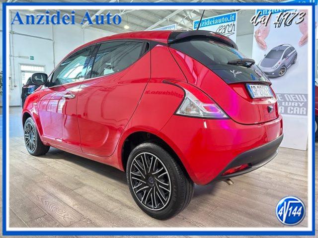 LANCIA Ypsilon 1.0 Hybrid 5 porte Gold