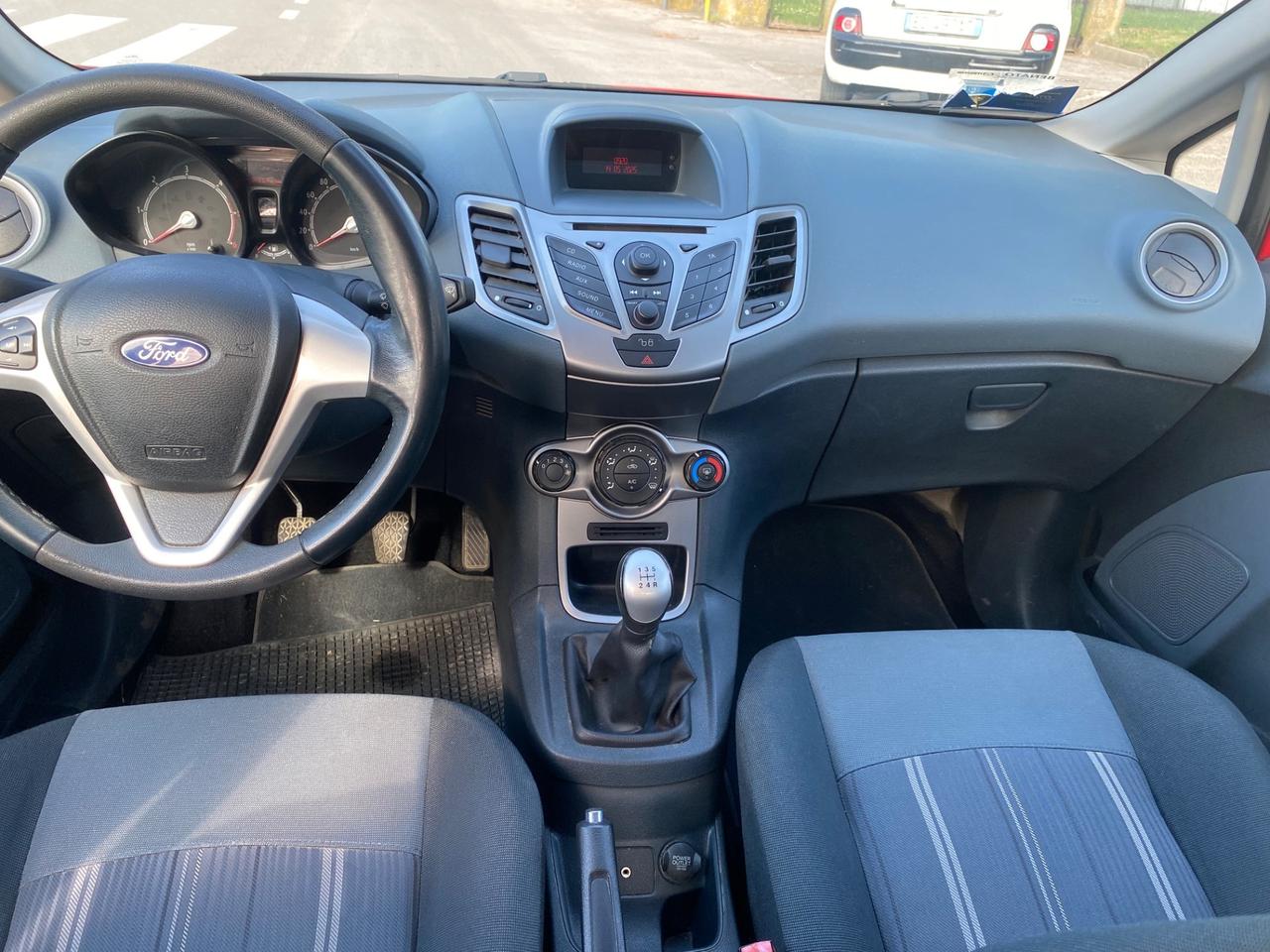 Ford Fiesta 1.4 TDCi 5p. Titanium