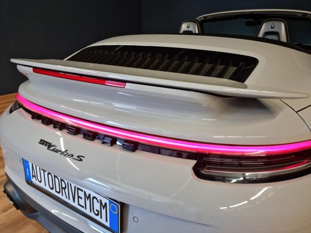 PORSCHE 911 Turbo S Cabriolet 650 cv