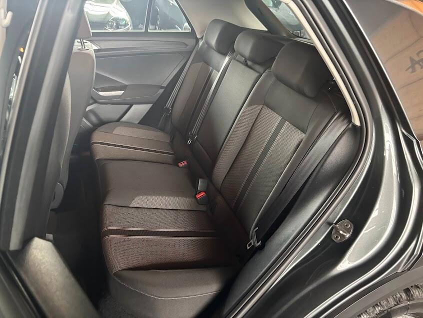 Volkswagen T-Roc 1.5 TSI ACT DSG Business BlueMotion Technology - IVA ESPOSTA