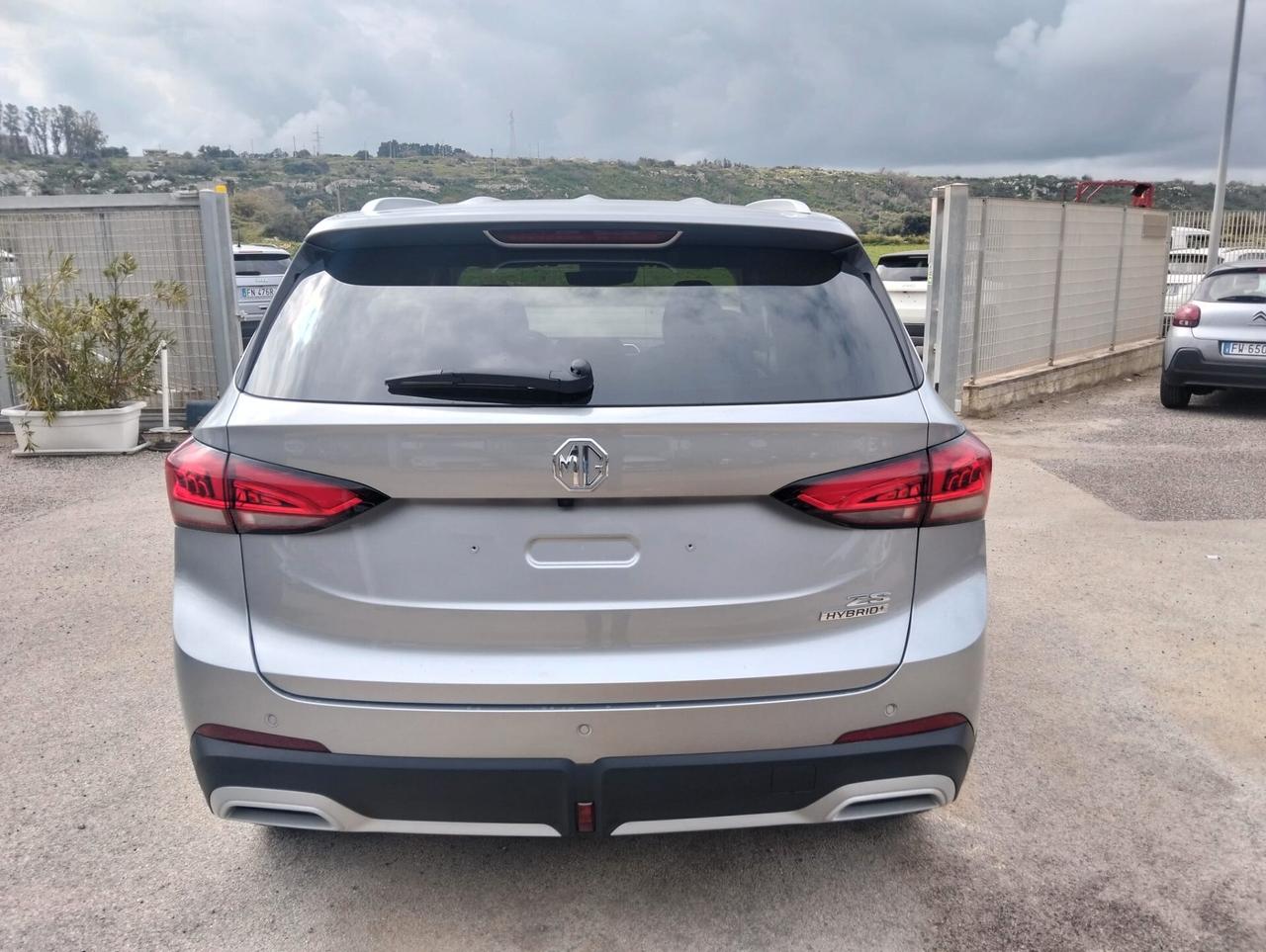 Mg ZS 1.5 Hybrid+ Luxury 7 ANNI DI GARANZIA CASA MADRE