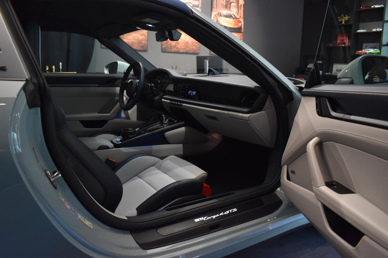 Porsche 911 TARGA 4 GTS(992.2 FACELIFT) CABRIO LEGGI BENE