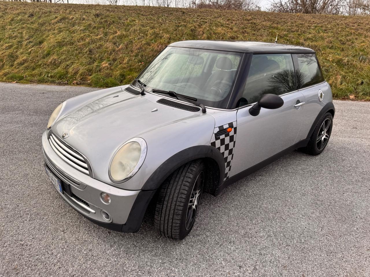 Mini 1.6 16V ok neopatentati