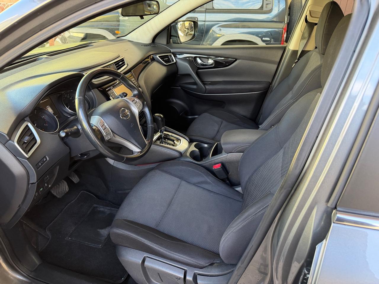 Nissan Qashqai 1.6 dCi Navi Automatica -2017