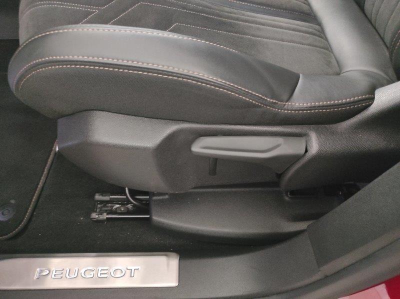 PEUGEOT 3008 2ª serie - 3008 PureTech Turbo 130 S&S EAT8 GT