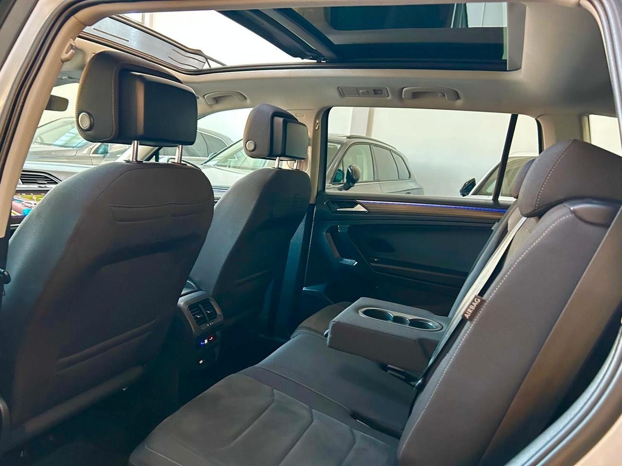 Volkswagen Tiguan Allspace Tiguan Allspace 2.0 TDI 200 CV SCR DSG 4MOTION 7 posti TETTO APRIBILE