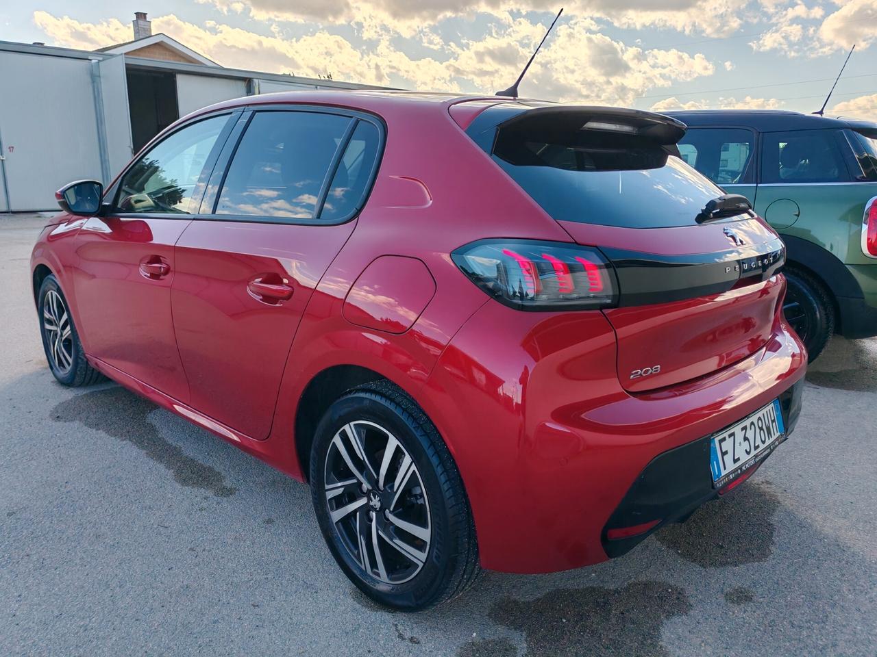 Peugeot 208 PureTech 100 Stop&Start 5 porte Allure