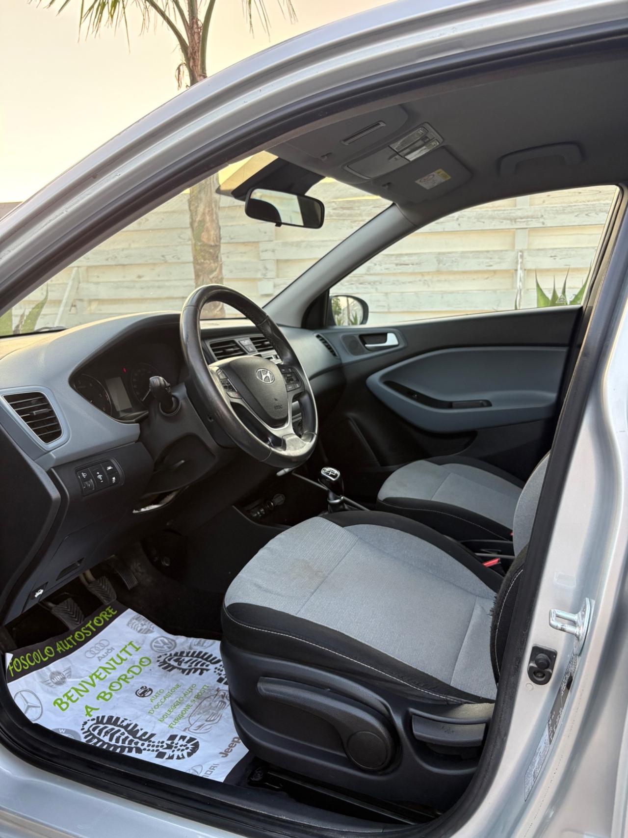 Hyundai i20 1.1 diesel 5 porte in pronta consegna