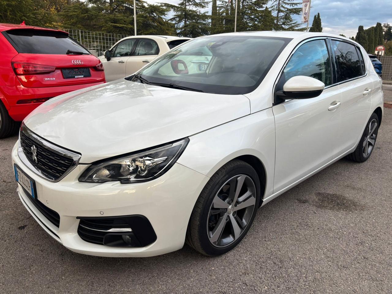 Peugeot 308 BlueHDi 130 S&S Allure