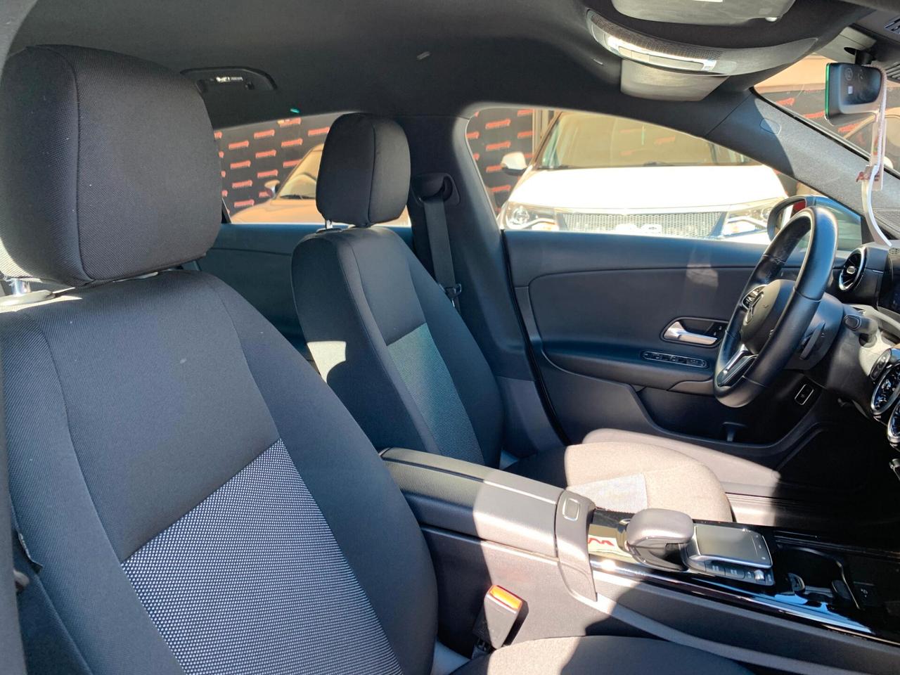 Mercedes-benz CLA 200 d Automatic Business