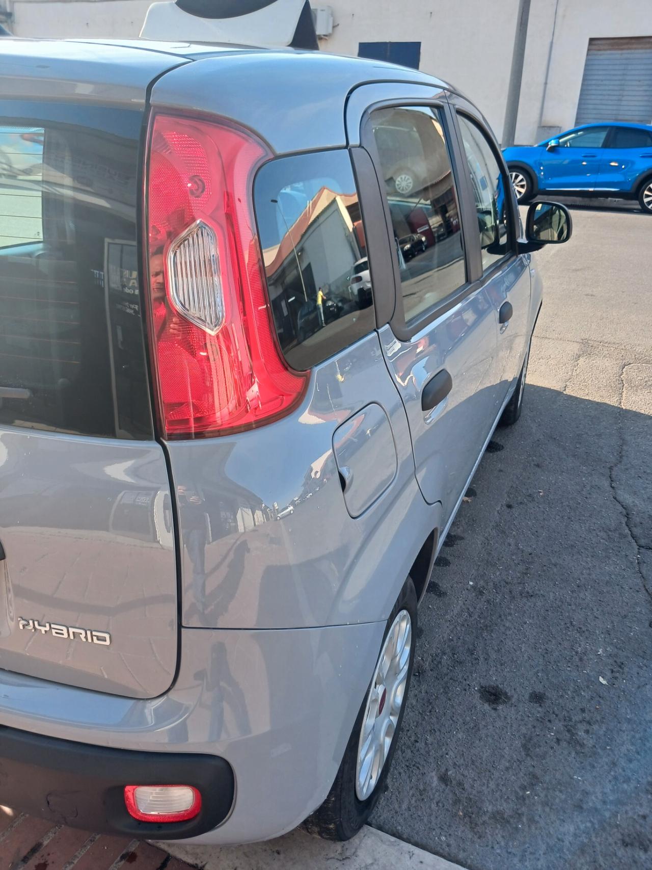 auto pari al nuovo !!