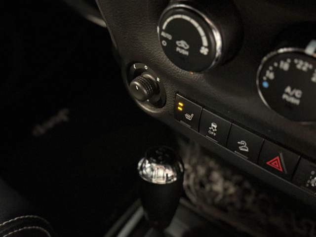 JEEP Wrangler 2.8 CRD DPF Sahara Auto