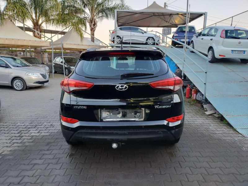 Hyundai TUCSON 1.7 crd (115 cv) NAVI Xpos