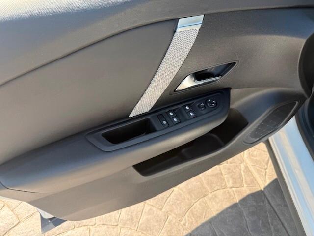 Citroen C4 BlueHDi 130 S&S EAT8 Shine