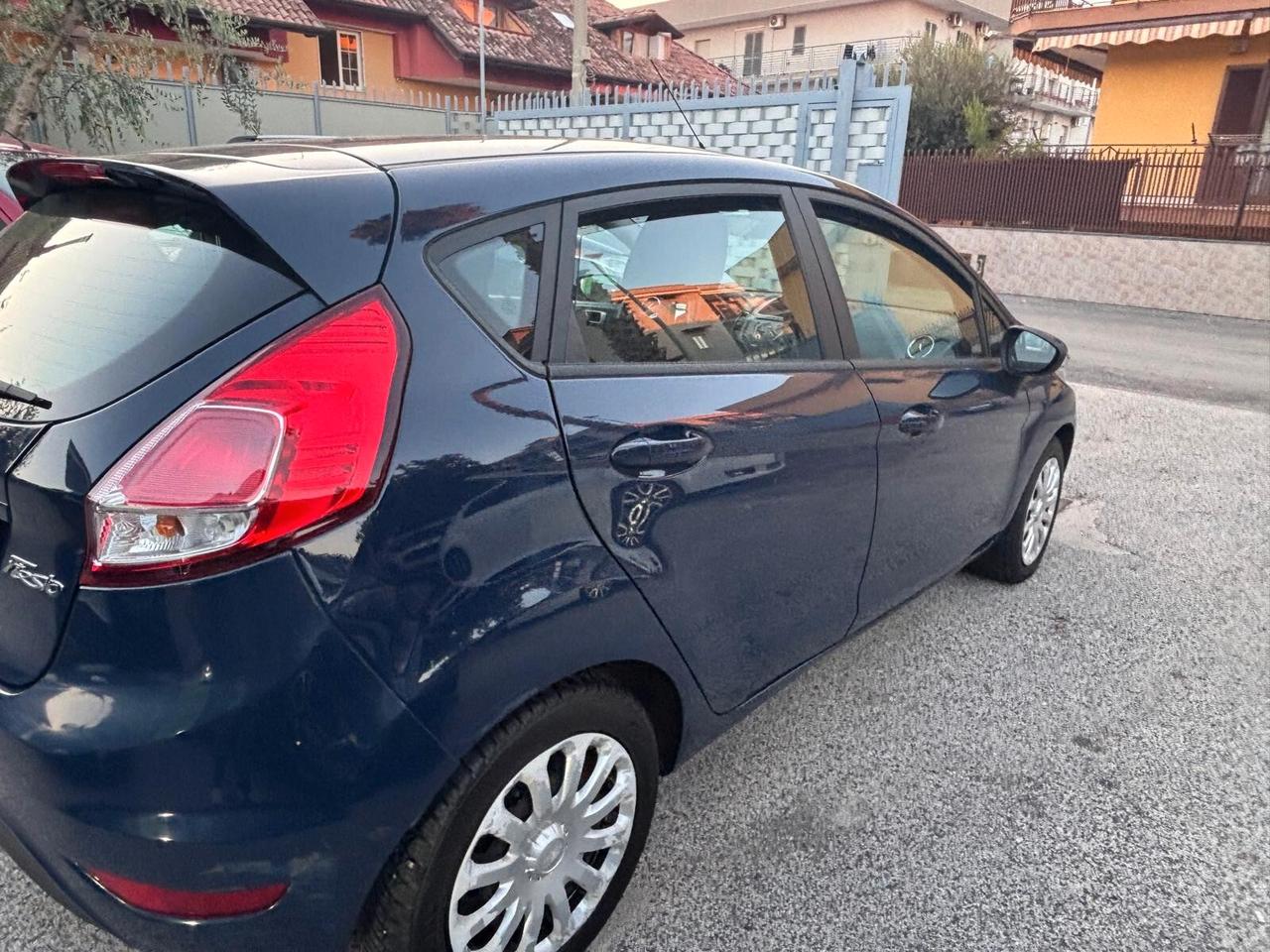 Ford Fiesta 1.5 TDCi 75CV 5 porte